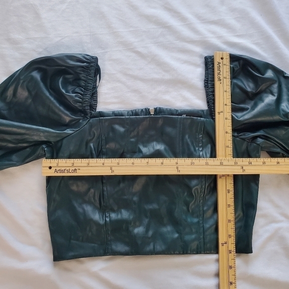 7 For or All Mankind Green Square Neck Long Sleeve Faux Leather Crop Top - Picture 5 of 9